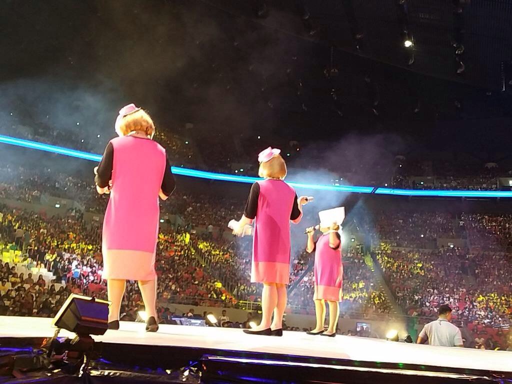 somethingtodo4u's tweet photo. UPNOW: FRONT ACT OF THE KALYE'S ANGELS. #ALDubEBTamangPanahon https://t.co/C9CIi4tkUH https://t.co/C9CIi4tkUH