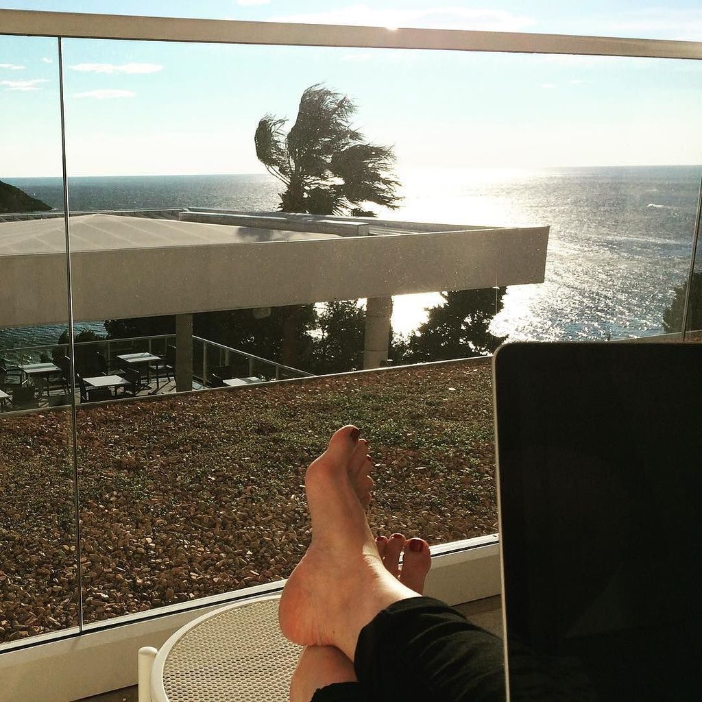 HeyPrettyBeauty's tweet photo. Going to miss my office! Bye, Dubrovnik, and thank you! #dubrovnik #steffkat #croatia #hey… https://t.co/9PlefnZHft https://t.co/nIfB6z537x
