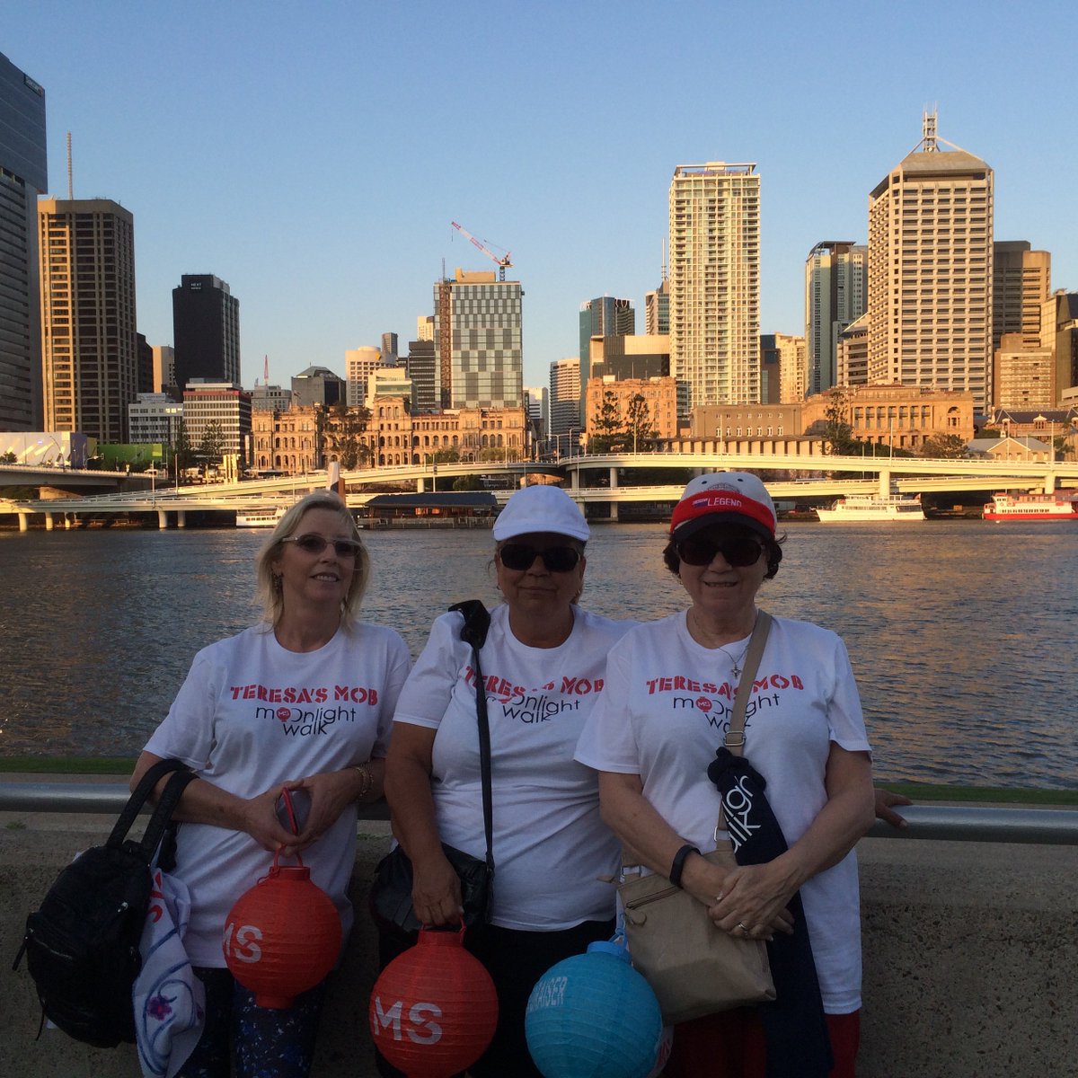 tchooper7's tweet photo. @FanTeesAU Thank you for supporting Team in the MS Moonwalk - Awesome shirts Awesome Night @davidghooper @ModHubCo https://t.co/sDdm6UyPyD