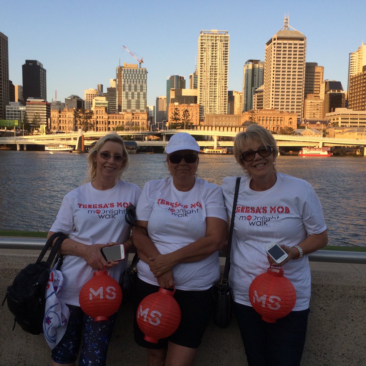 tchooper7's tweet photo. @FanTeesAU Thank you for supporting Team in the MS Moonwalk - Awesome shirts Awesome Night @davidghooper @ModHubCo https://t.co/sDdm6UyPyD