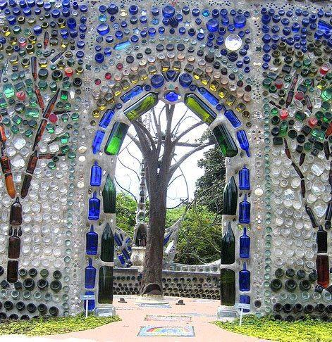 WineSelfies's tweet photo. Please help us grow with #winelovers! Who does not love this #wine archway! RT us #FutureGoals #WineSelfiesUnderArch https://t.co/8ov1x9eG2C