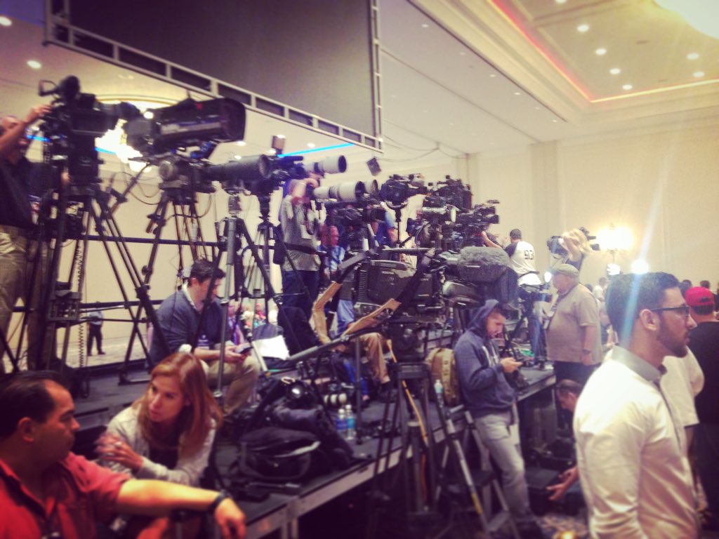 Project7Films's tweet photo. International Media tonight in #Miami to cover the #DonaldTrump #Rally #election2016 @realDonaldTrump #SonyProUSA https://t.co/bI7OLDuN8p