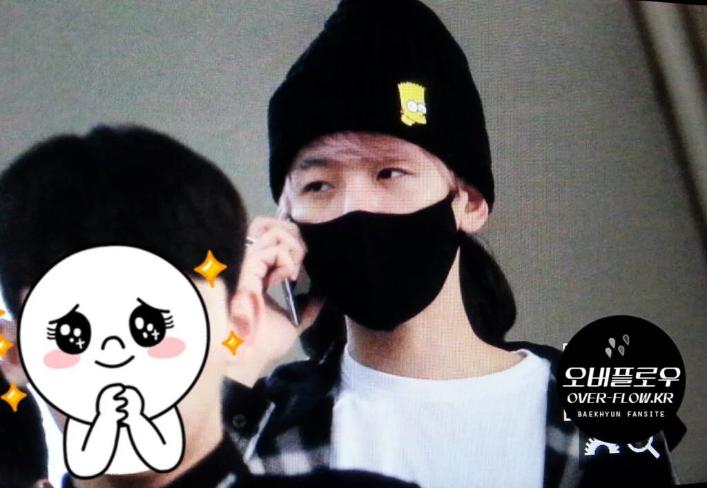EXOGlobal's tweet photo. [PREVIEW] 151024 Baekhyun @ Shanghai (PVG) Airport Cr: love appeal/ overflow https://t.co/XxRqwxBoiR