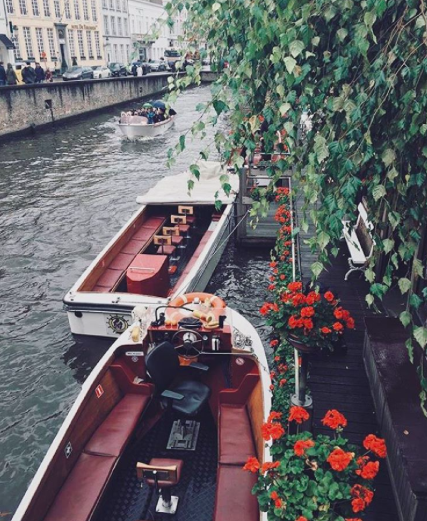 itshapapp's tweet photo. today's top trending destination is #BruggeCanals feat. @TaimAlFalasi! Found @itshapapp #worldwide! #burges https://t.co/zf6MQw1fqO