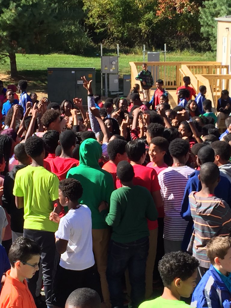 ncaseyriley's tweet photo. Kids had a blast today at pep rally. @CMITAcademy https://t.co/SzLPts0ARm