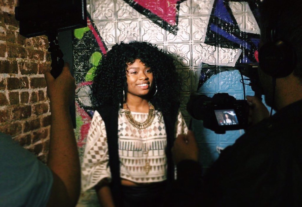 britanimusic's tweet photo. BTS backstage @bottomlounge my commercial w/ @cdbabymusic #shureopenmic tonight 💯📷 #diymusician https://t.co/WytWFUvk5w