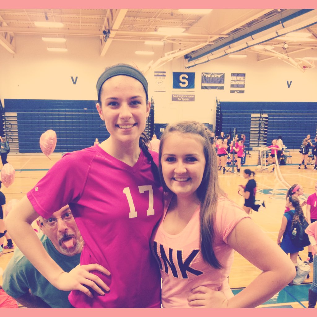 smurphette95's tweet photo. Sorry I missed out on your senior night game tonight, I hope it was awesome! #digpinkgame #17 #photobomber https://t.co/RXqkdGJSYN