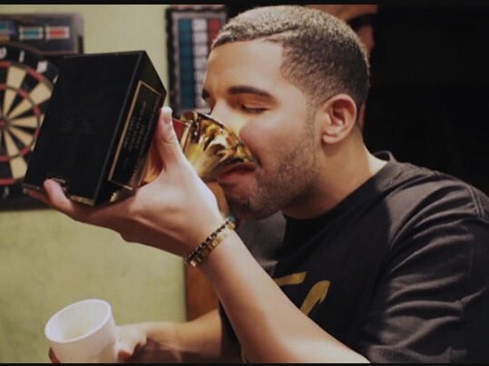 jdcismee's tweet photo. Almost forgot #6DaysOfDrake Proudest moment when he won his Grammy for Take Care ๐๐ฝ๐๐ฝ๐๐ฝ https://t.co/cwTG8BC6a5