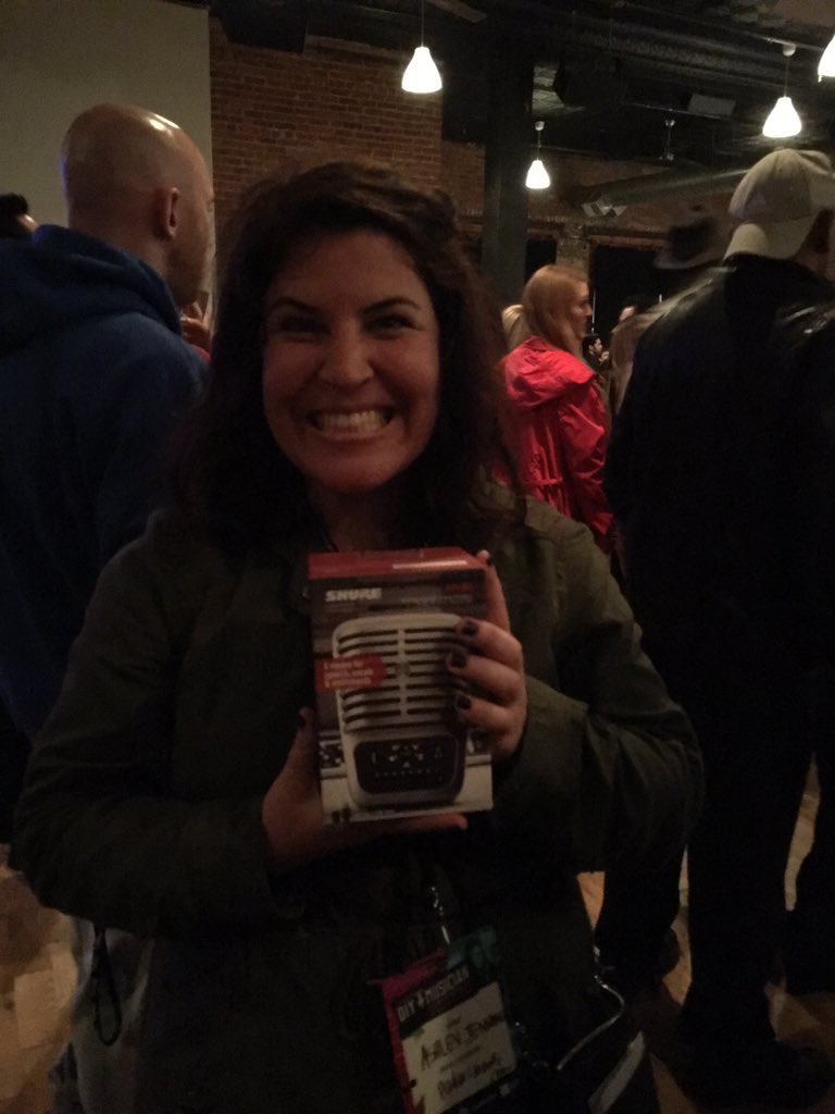 fortfirefairs's tweet photo. #winner! Our girl! #ShureOpenMic this. Is. Unreal. https://t.co/UE4Flgaqri