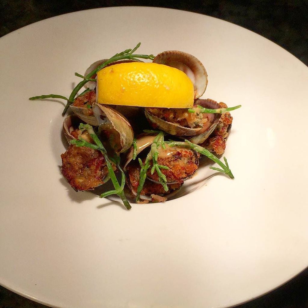 OriginalRoys's tweet photo. Baked New Zealand cockles casino, lemon kabayaki butter with crispy Kahuku sea asparagus o… https://t.co/IrVOewUWNG https://t.co/a3N5xLbdVU