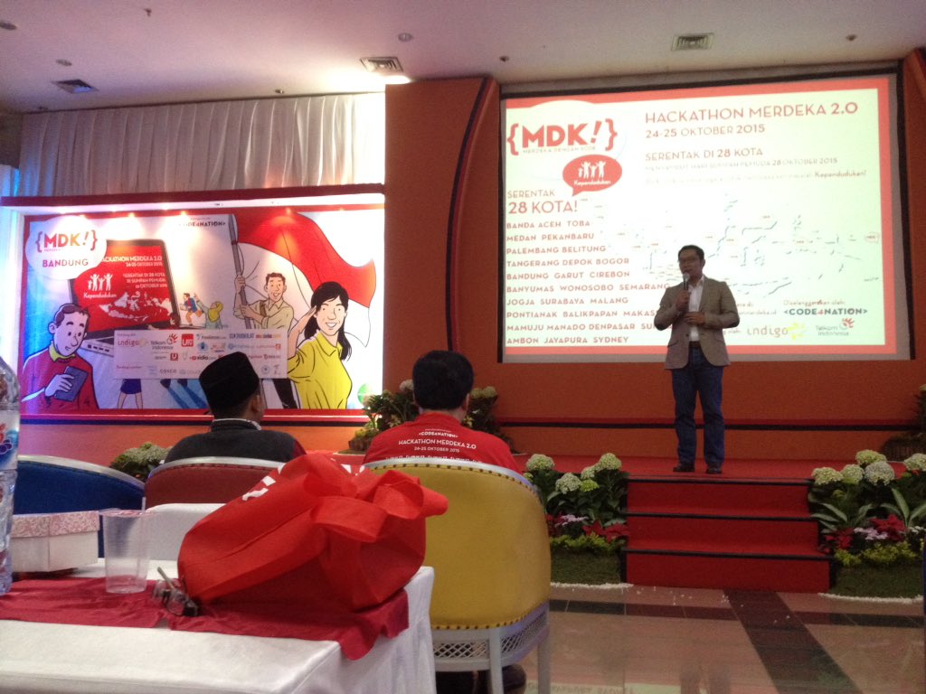 TelkomIndonesia's tweet photo. Sambutan Kang @ridwankamil untuk #TelkomHackatonMerdeka2 https://t.co/v35QHpQpZN