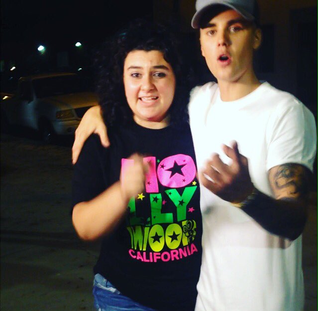 JDBinspiresDLP's tweet photo. #EMABiggestFanJustinBieber ❤️❤️❤️❤️❤️❤️❤️ https://t.co/C1HlKuaGC2