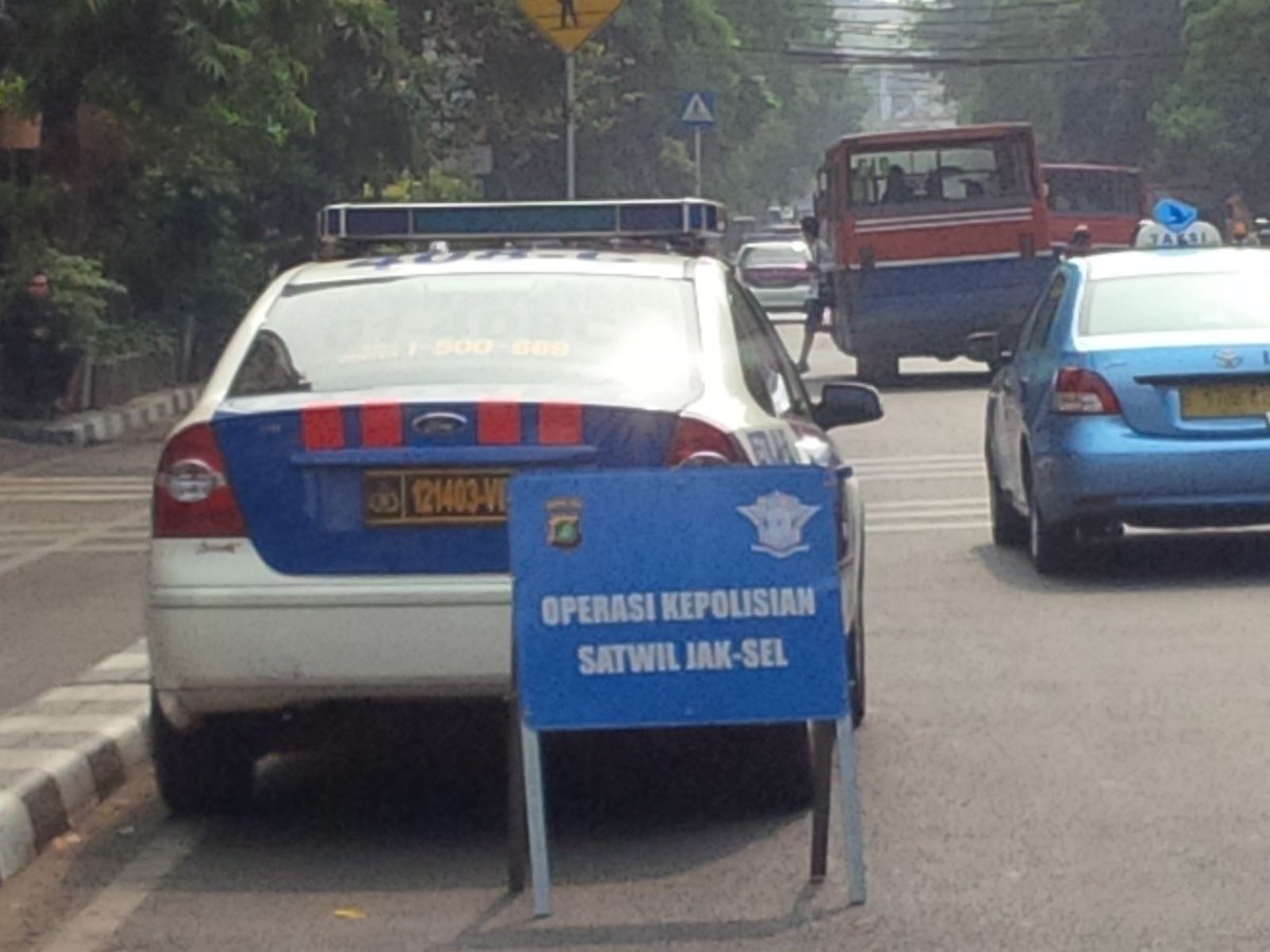 TMC Polda Metro Jaya tweet media