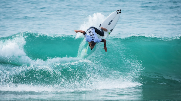 BillabongSA's tweet photo. Giant killer Frederico Morais took down world number two Adriano de Souza 
https://t.co/gUd3GZCPRs https://t.co/xr4mfyYYoU