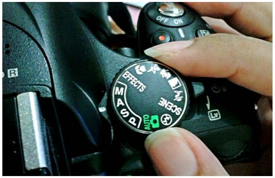 fotokitanet's tweet photo. Memahami cara kerja Aperture, Shutter Speed, dan ISO Terhadap Sebuah Foto https://t.co/aHEllmo99F https://t.co/rDYSnYdMPv