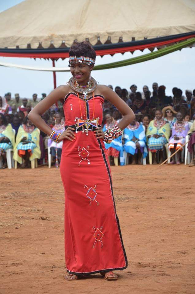 Miss Makueni shpws off modern Maasai fashion at @handsoffrles Mbirikani  womens project launch.