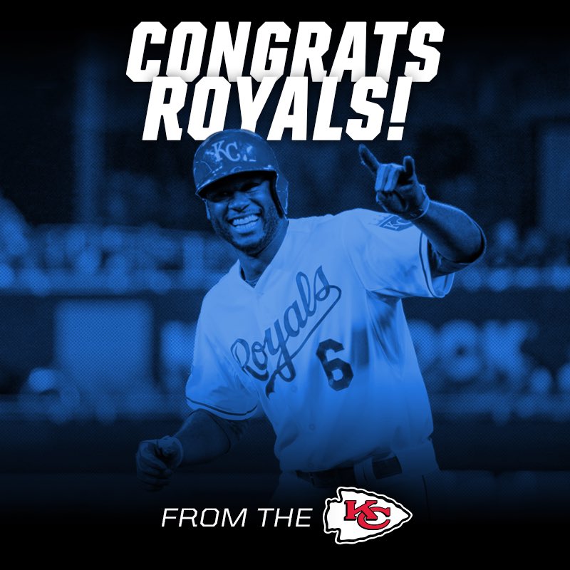 Chiefs's tweet photo. The @Royals are going to the WORLD SERIES! #TakeTheCrown https://t.co/Tgg2TMLB64