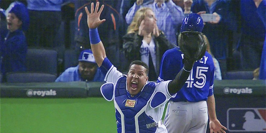 FanDuelSN_KC's tweet photo. WORLD SERIES BOUND! 

@Boulevard_Beer @Royals Live postgame starts on FSKC after the trophy presentation on @FS1. https://t.co/717sxvChxm