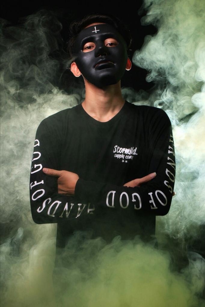 Yg blm punya koleksi LS HANDS OF GOD dr kita lgsg aja yuk mampir ke <a href="/HopesOfRyansK/">HopesOfRyansk</a>  jl. jatiwaringin raya no.5b 💀🚀💨