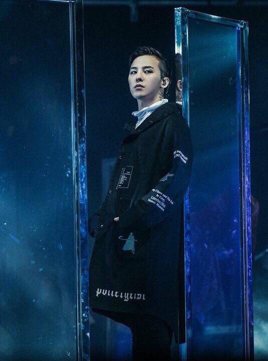 توییتر Bigbangチャンネル در توییتر 最新g Dragon 襟足伸ばしたのかと思ってたらタトゥーだった それにしてもいつでもカッコイイな Bigbang Gdragon T Co Mocryp6x4b