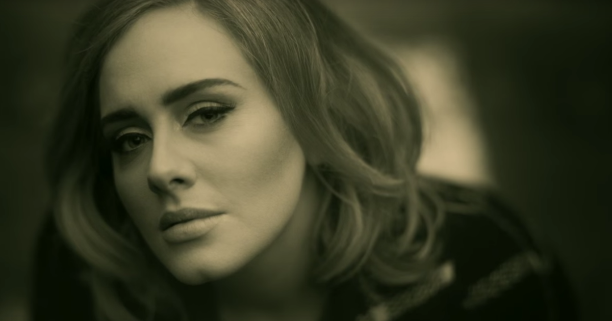 HuffPost's tweet photo. Adele debuts surprise video for "Hello" just days after announcing 25 https://t.co/JCienouXkZ https://t.co/UxfeKjoNjL