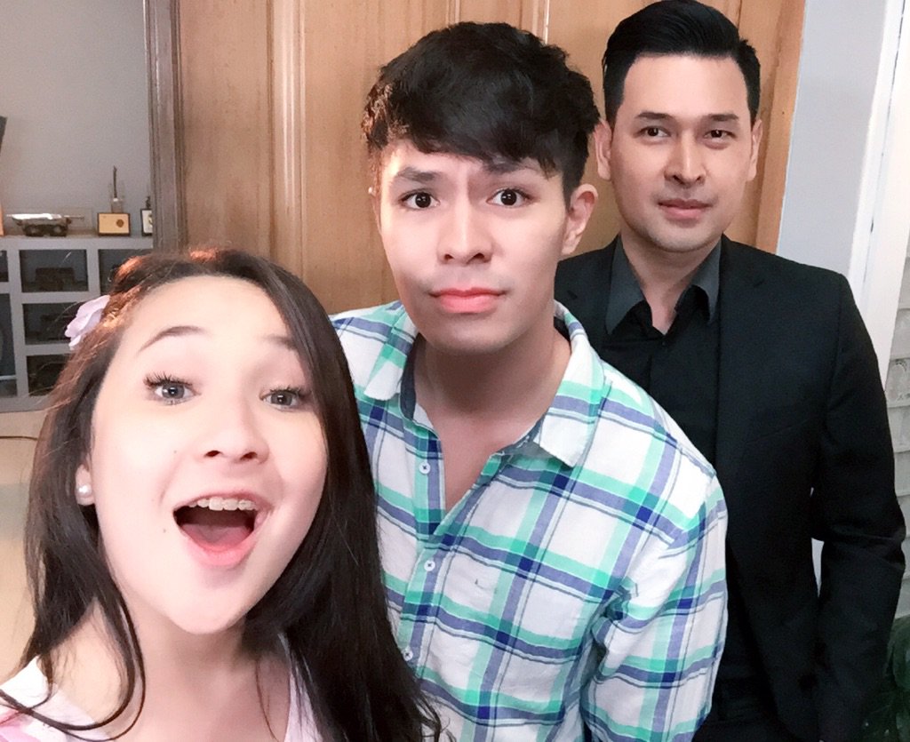 hikmalabrar's tweet photo. Nonton terus ya @highscoolovestory @highscoollovestory w/@ferowalandouw @pricilliabl.... https://t.co/YApxNKs5JY https://t.co/erqHEEAMMG