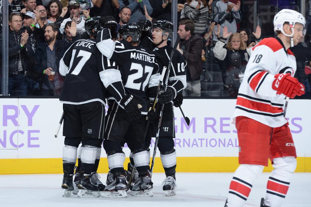 NHL's tweet image. FINAL: @LAKings (3) - @NHLCanes (0)
Recap: s.nhl.com/6019BOjTL
#CARvsLAK
