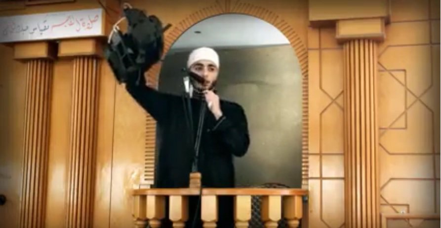 galberger's tweet image. palestinian Imam with explosive belt at mosque (Gaza):
suicide bombers are on the way
video:
facebook.com/Bureij.Camp.Al…