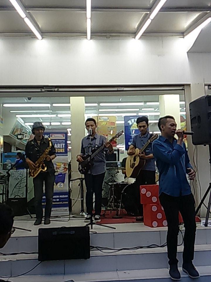 Semakin sore makin rameeee guys ini penampilan dari drashproject wohooo <a href="/infounikom/">IG : infounikom</a>