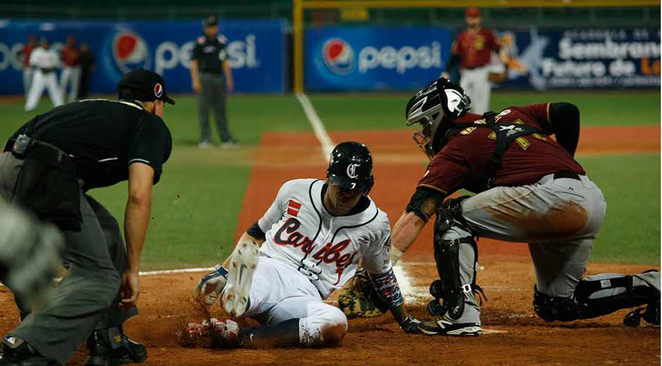 globovision's tweet photo. Resultados del béisbol de este viernes https://t.co/1FlnGJ7ISN https://t.co/I5grlLLW9f