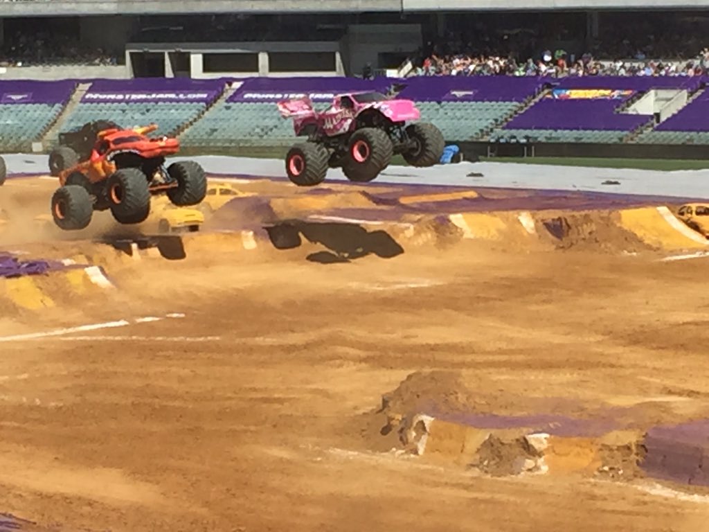 barr_fletcher's tweet photo. Living life large at monster jam #eltoroloco #boganfun https://t.co/QjcDE9jHDz