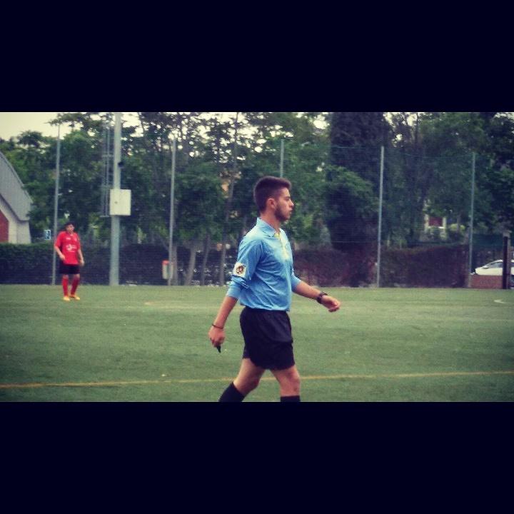 Atorres_13's tweet photo. Sacrificio y constancia y la misma ilusión que el primer día ! Que empiece lo bueno #Goreef https://t.co/e8jhS6XnKE