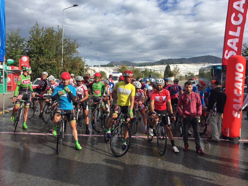 Ege turu 3 etap başlıyor herkeze başarılar <a href="/MehmetBykar/">Mehmet Büyükarı</a> @torkucikolata <a href="/azizay66/">Aziz Ay</a> <a href="/ahmetorkenn/">Ahmet Örken</a>