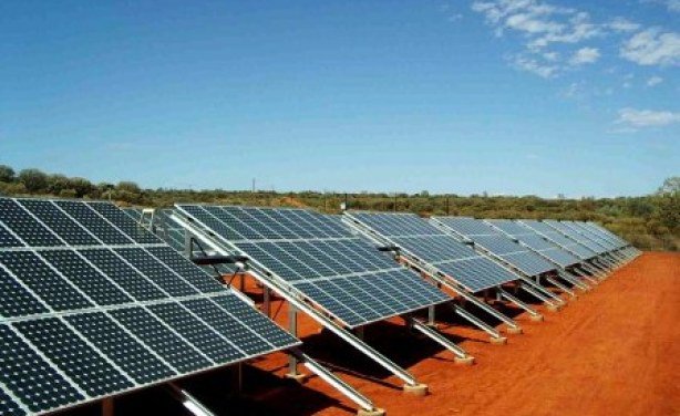 BizWatchNigeria's tweet photo. NEW POST: #Nigeria’s #PowerProgramme Gets Boost With #UK #SolarPower #Agreement https://t.co/RHTfLDnS79 https://t.co/gO3kgNTsGv