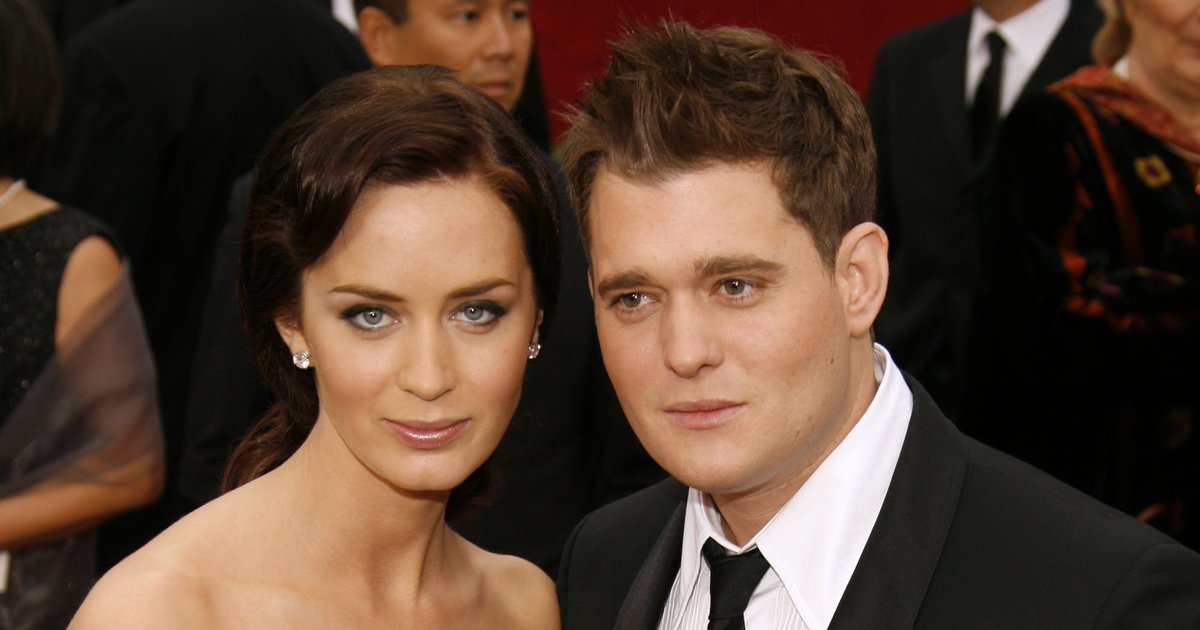 HuffPost's tweet image. Michael Bublé says he didn't end things with Emily Blunt "because of cheating" huff.to/1kAMfXf