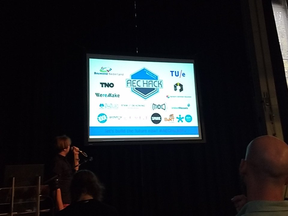 StijnvanSchaijk's tweet photo. Lets start @AECHackEhv #aechack https://t.co/yMhBrWdHBM