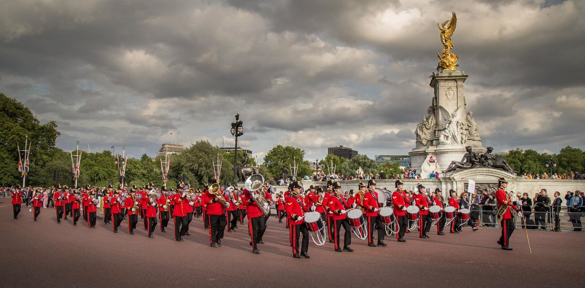 brentwood_band's tweet photo. Back to GMT!
Farewell BST '15 - we had an absolute blast!
#Dunkirk75 #Waterloo200 #BrentwoodTattoo #SpasskayaTattoo https://t.co/qiyFy7Mdvb