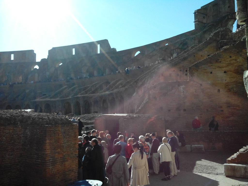 pcorriero's tweet image. Let's go to discover the story behind the #Colosseum with a unique and engaging approach with @MindTheGuide #smmlife