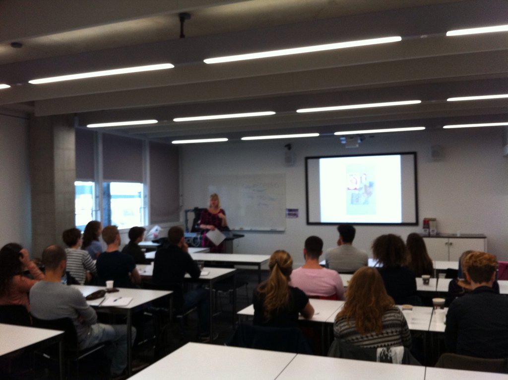 ECPTS's tweet photo. European students engaging with #publichealth at #ECPTS15 with @suehaywardgiles @WCPTfuture @thecspstudents https://t.co/Qj4uBIVMKw