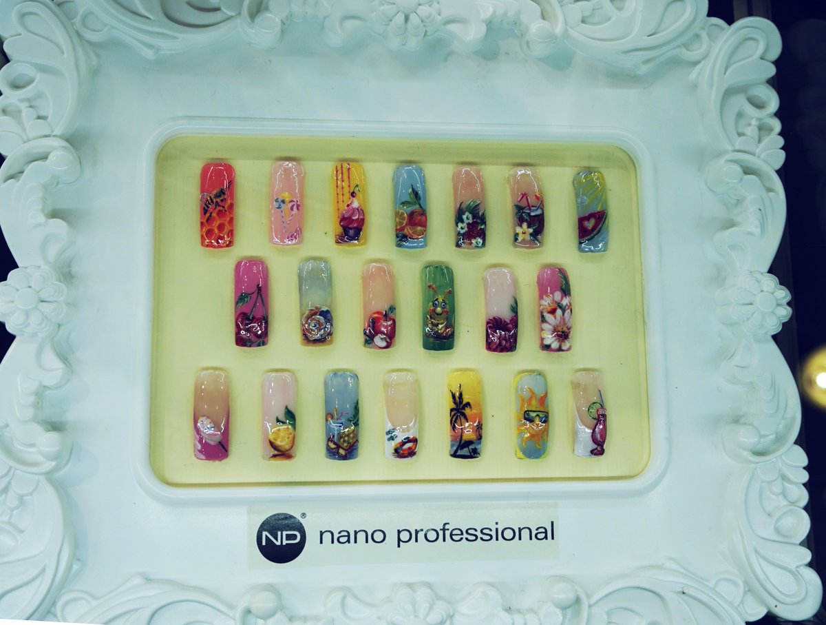 InterCHARM's tweet image. Зал &quot;Ногтевого сервиса&quot; - рай для любительниц ухоженных и красивых ноготков.
#интершарм #InterCHARM2015 #InterCHARM