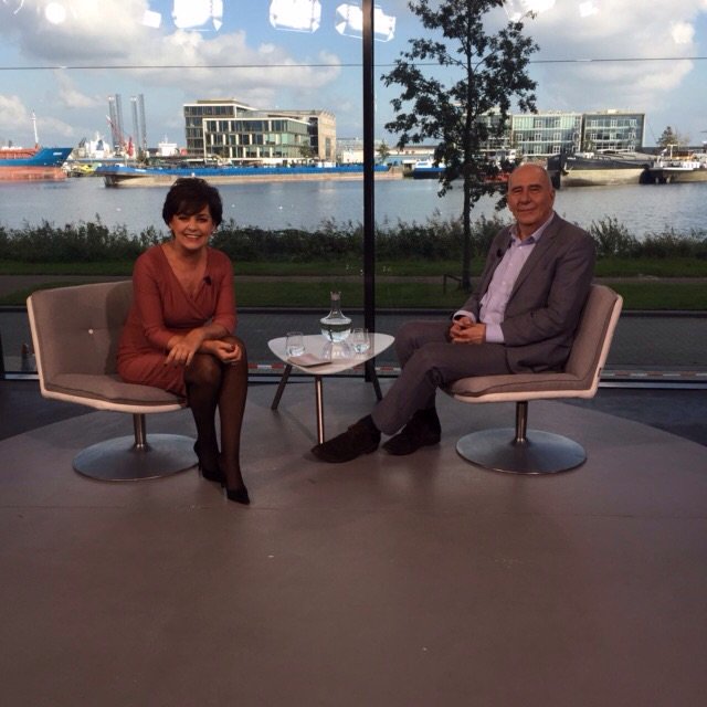 reindervdijk's tweet photo. Beter milieu in #schepperco , @jacobinedc_geel praat met sympathieke natuurfilosoof Matthijs Schouten, 17h10 @npo2 https://t.co/qBviTwojMd