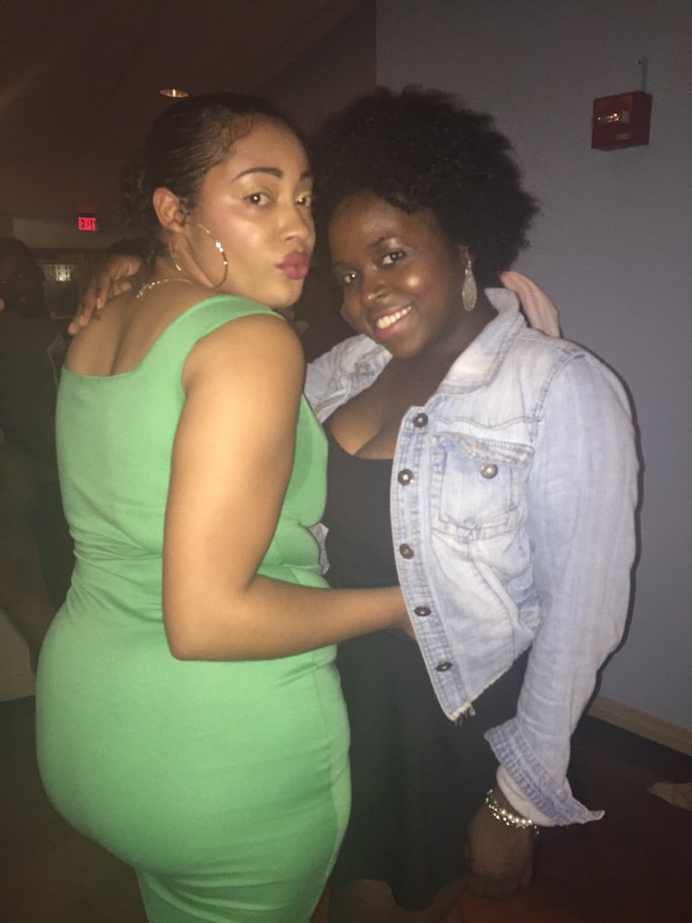 savedbythbelle's tweet photo. Me and my sugar 😘 @topanga______ #HOAN1023 #H3LLOFANIGHT https://t.co/mmtxhMq1HF