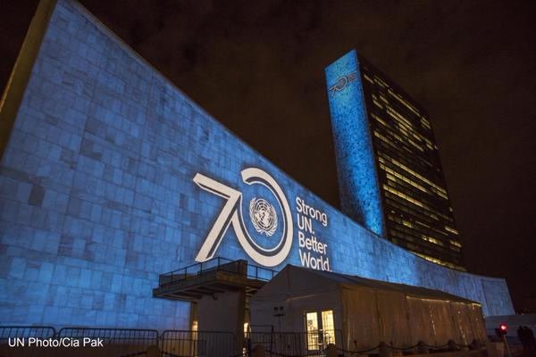UNESCO's tweet image. 24 Oct is @UN&apos;s 70th anniv! #HappybirthdayUN! j.mp/OZ8tA8 #UN70