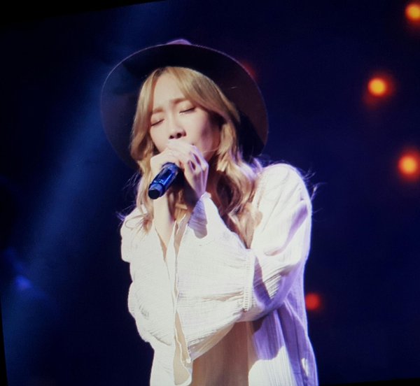 [PIC][17-09-2015]TaeYeon tổ chức Solo Concert "A Very Special Day" trong chuối Series Concert - "THE AGIT" của SM Entertainment tại SM COEX CSErbqOU8AE7FXX