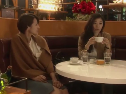 スキマ 公式ツイッター Na Twitterze オトナ女子 吉瀬美智子の衣装を更新しました 第2話で着用していた可愛いバッグやスカートを追加しています T Co Gcn3d6rfkn オトナ女子 吉瀬美智子 T Co Aot818np5g