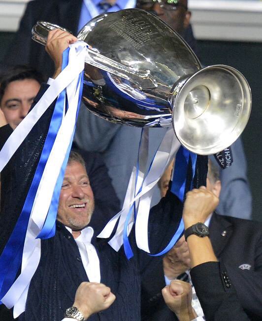 Happy Birthday to the man whom without the club that we all live would not exist. Thank you Roman Abramovich 