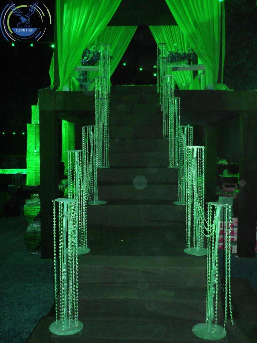 HubSeahawk's tweet image. Green Cocktail Theme