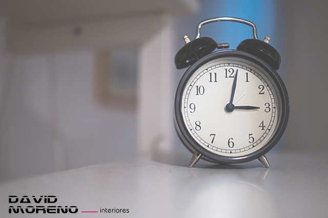 DMInteriores's tweet photo. Hoy a las 3:00 se atrasa la hora a las 2:00!Sí, tenemos una hora extra 😍. Y tú, ¿Cómo la vas aprovechar? #cambiohora https://t.co/hjZCTFjZgR