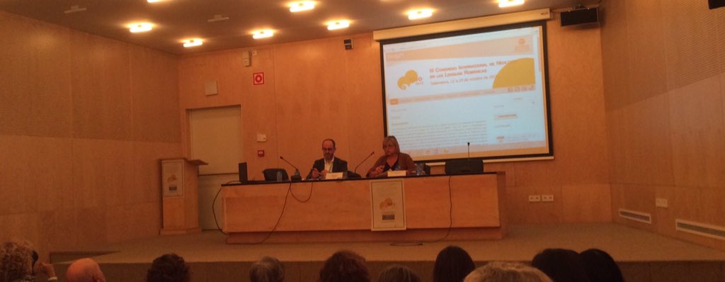 navarrotradmed's tweet photo. Teresa Cabré pronuncia la conferencia de clausura del III Congreso Internacional de Neología en Salamanca @CINEO2015 https://t.co/3YwK8LIbHr