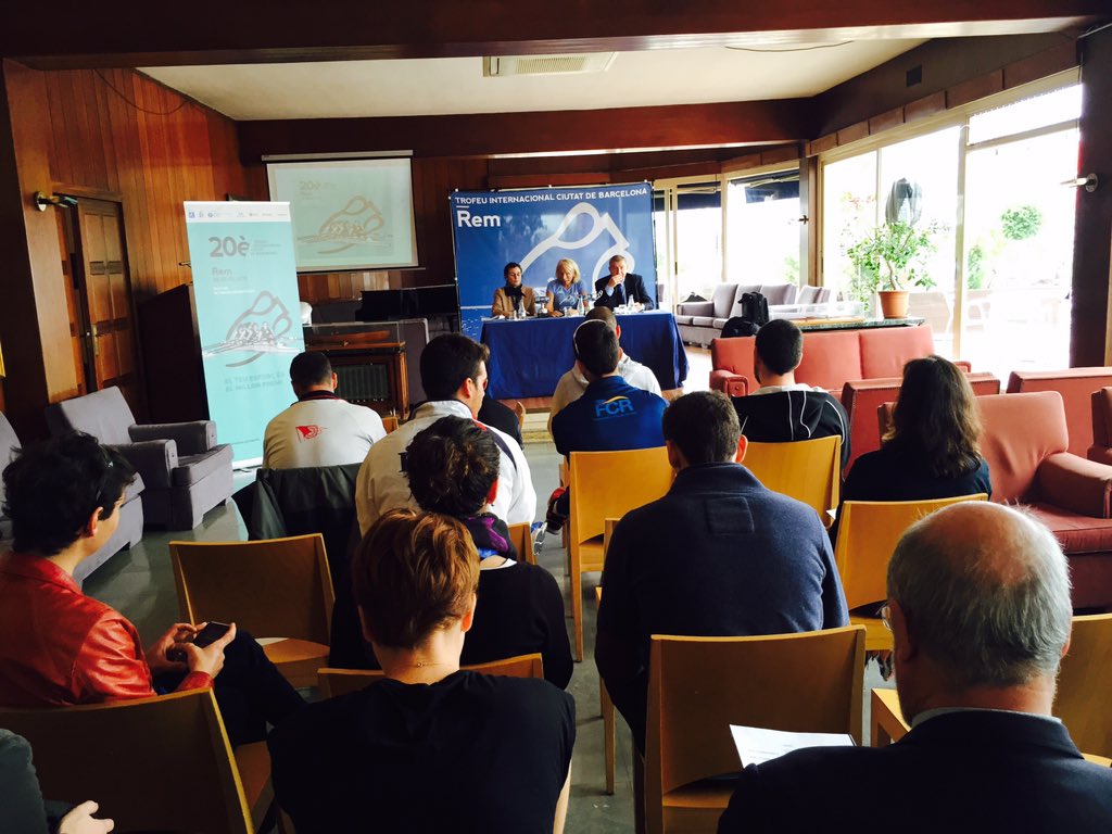 Maritimbcn's tweet photo. Reunió delegats del Trofeu Internacional Ciutat de Barcelona 2015! #TICB2015 #RCMB_actiu https://t.co/QVag759x75